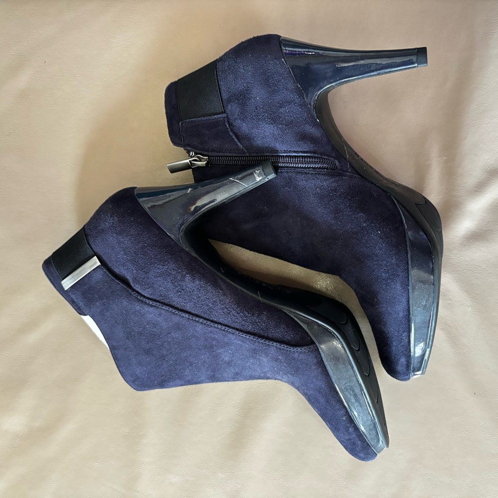 Bandolino Women's Heeled Boots - Dark Blue